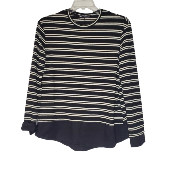 Zara Tops - Zara Black and White Stripe Long Sleeve Blouse